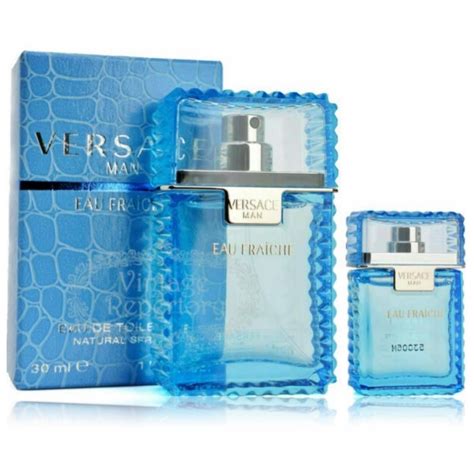 Versace Man Eau Fraiche rinkinys vyrams (100 ml. EDT + 30 ml.